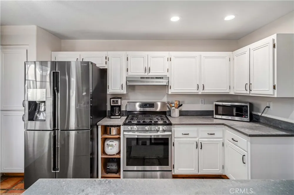 3340 Brabham Avenue Rosamond, CA 93560