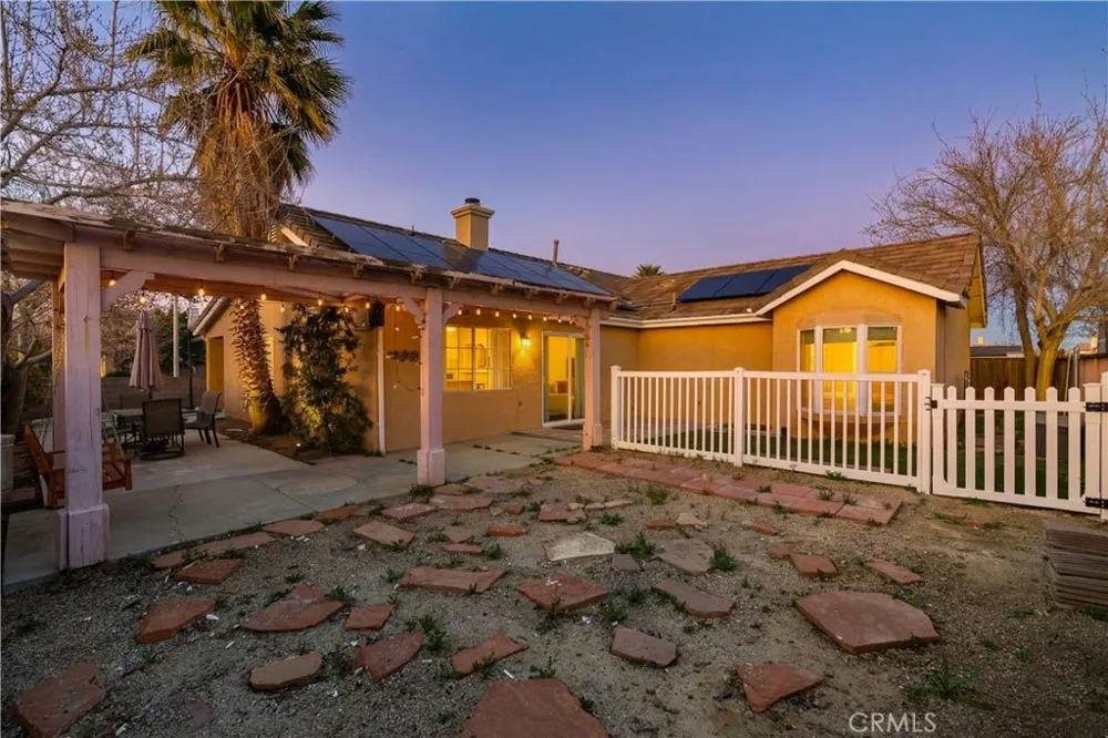 3340 Brabham Avenue Rosamond, CA 93560