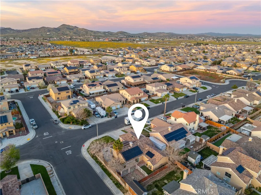 3340 Brabham Avenue Rosamond, CA 93560