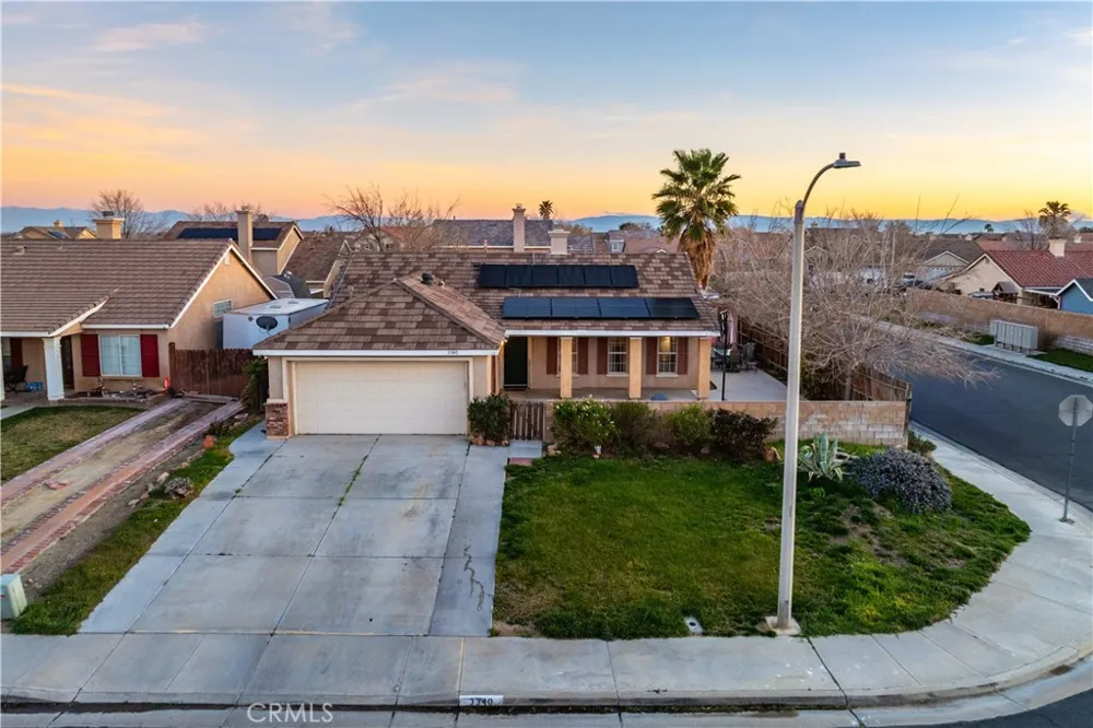 3340 Brabham Avenue Rosamond, CA 93560