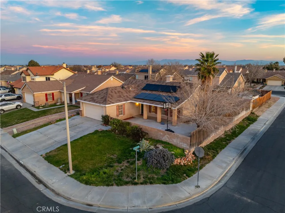 3340 Brabham Avenue Rosamond, CA 93560