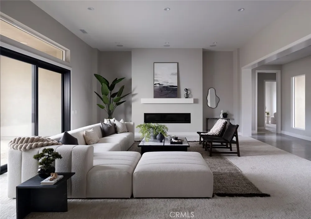 18510 Boulder Bluff Silverado, CA 92676