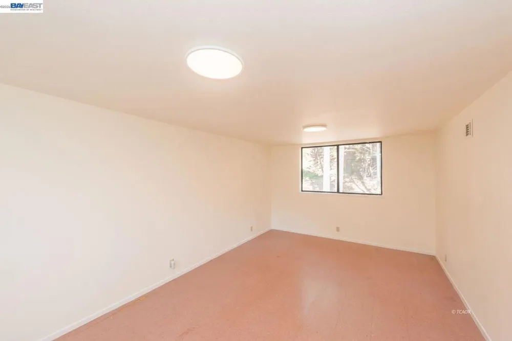 121 Mountain Aire Ln Trinity Center, CA 96091