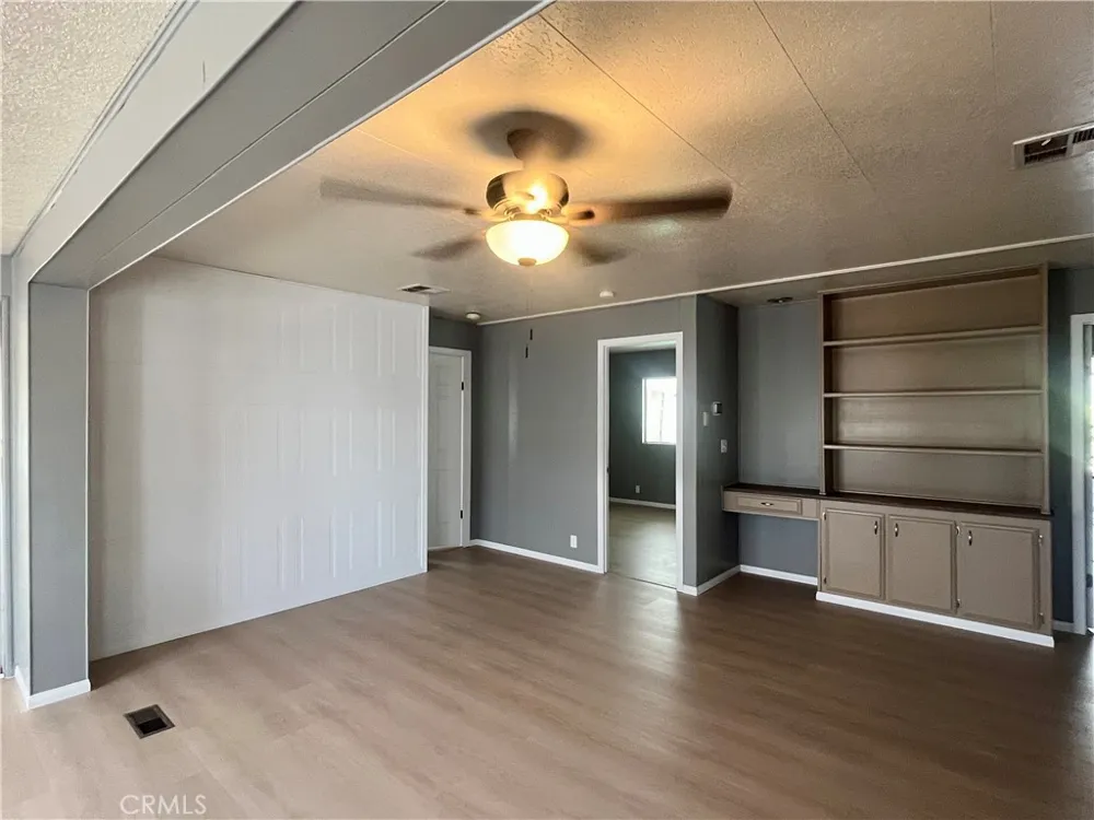 10333 Overland Cherry Valley, CA 92223