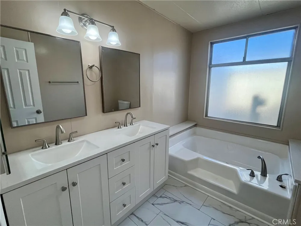 10333 Overland Cherry Valley, CA 92223