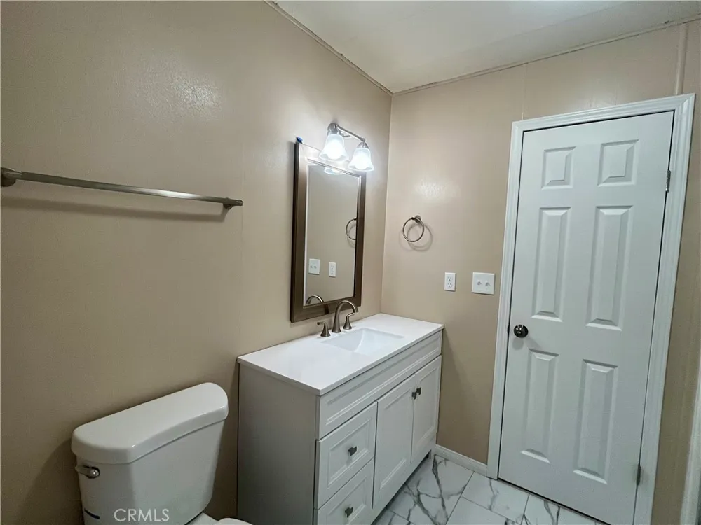 10333 Overland Cherry Valley, CA 92223