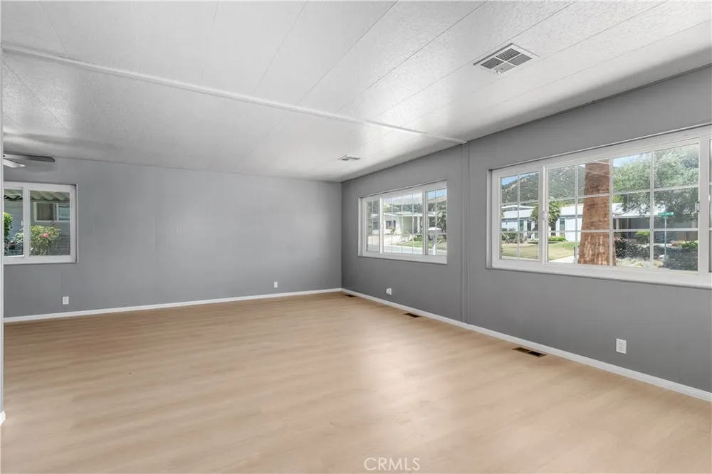 10333 Overland Cherry Valley, CA 92223