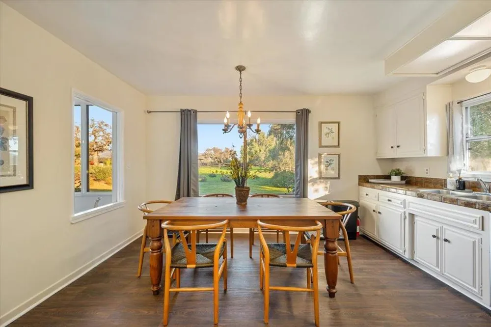 2480 Roblar Avenue Los Olivos, CA 93441