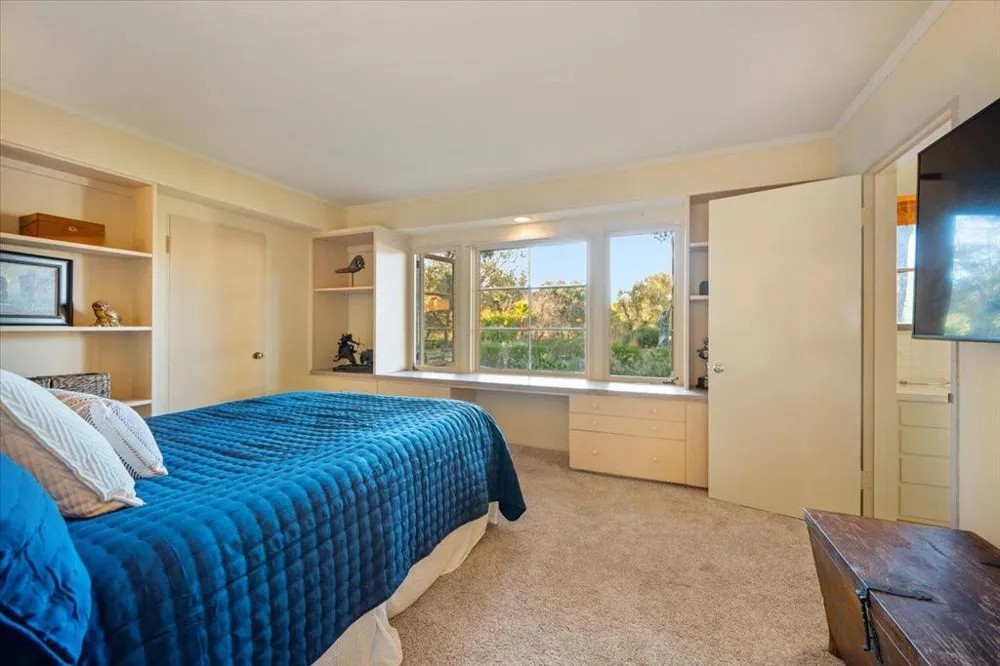 2480 Roblar Avenue Los Olivos, CA 93441