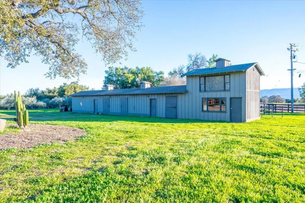 2480 Roblar Avenue Los Olivos, CA 93441