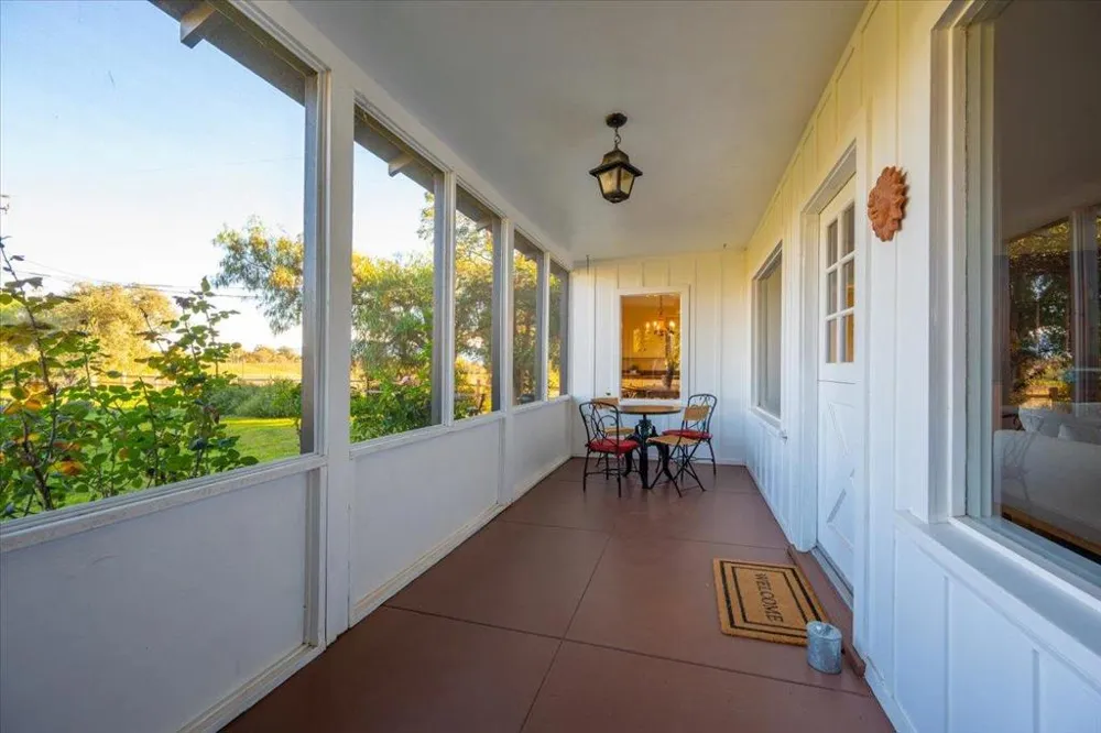 2480 Roblar Avenue Los Olivos, CA 93441