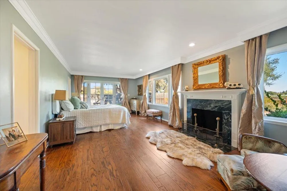 2480 Roblar Avenue Los Olivos, CA 93441
