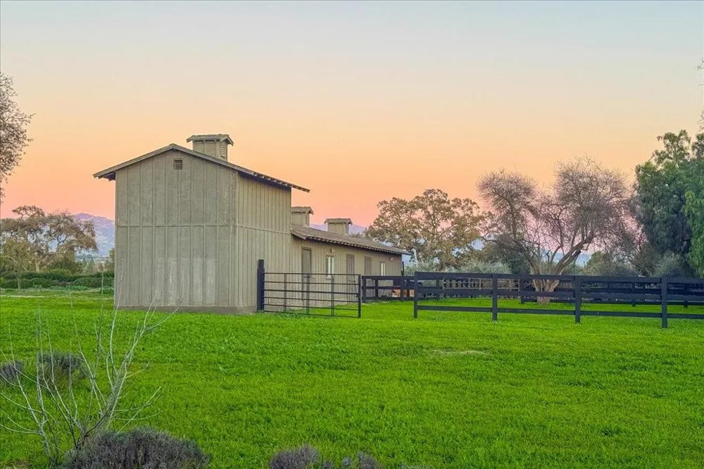 2480 Roblar Avenue Los Olivos, CA 93441