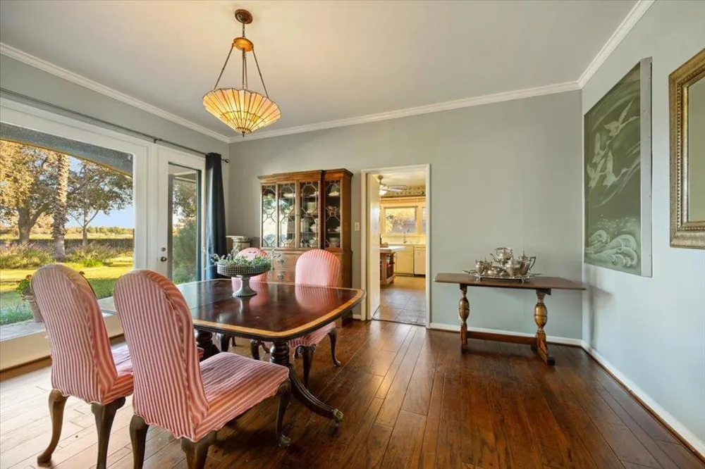 2480 Roblar Avenue Los Olivos, CA 93441