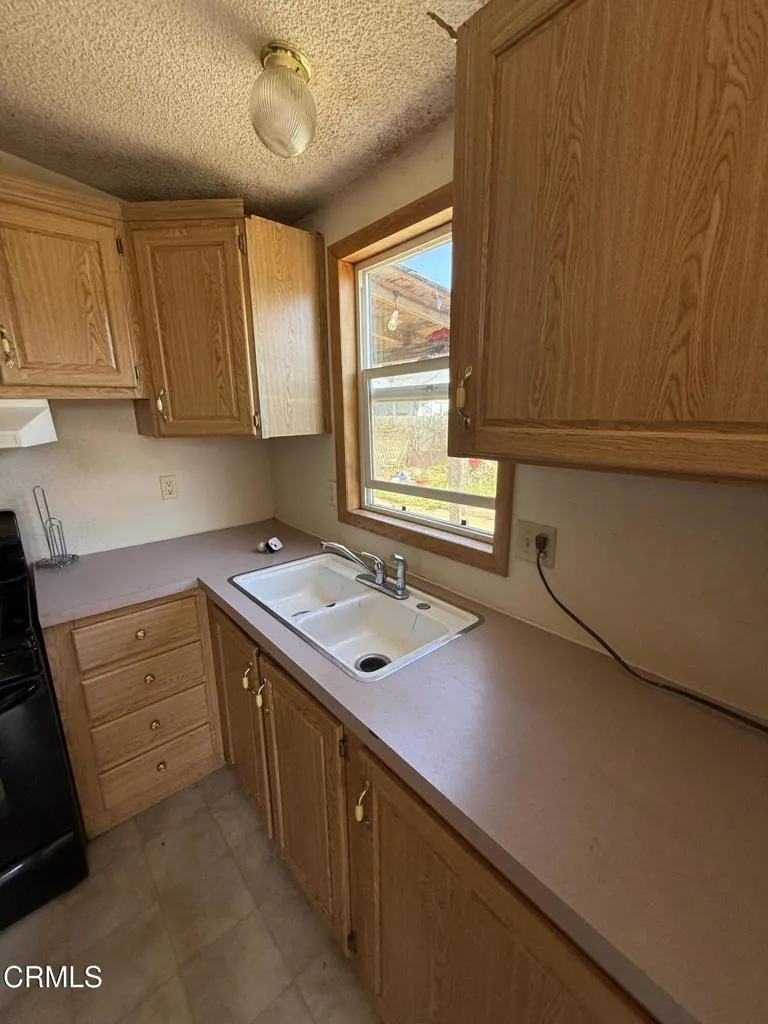 1361 E Oak Street Fort Bragg, CA 95437