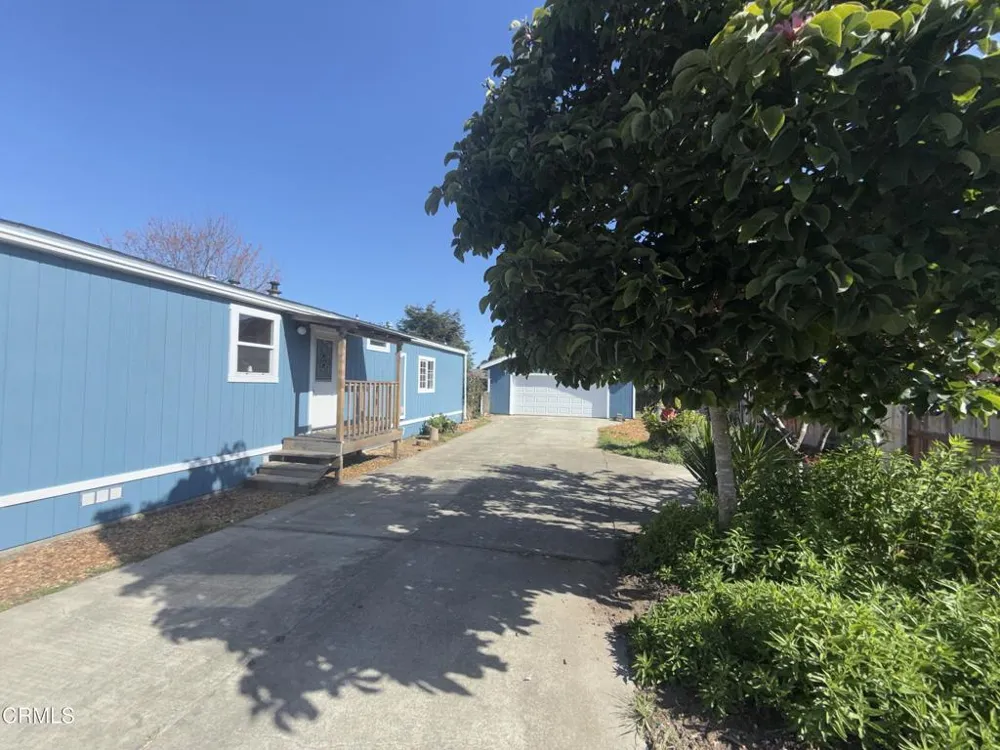 1361 E Oak Street Fort Bragg, CA 95437