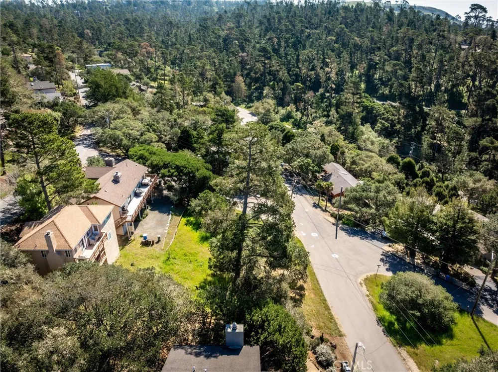 1606 Saint James Cambria, CA 93428
