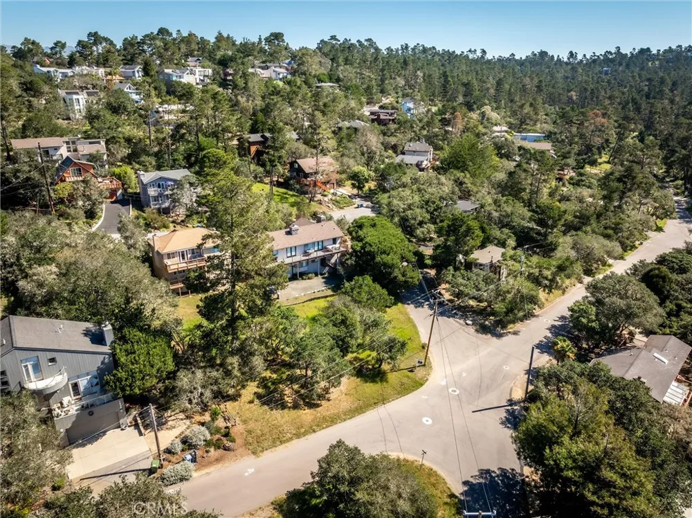 1606 Saint James Cambria, CA 93428