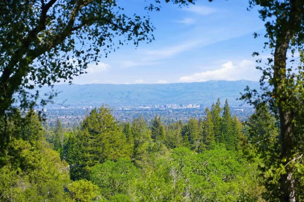 15400 Madrone Hill Road Saratoga, CA 95070