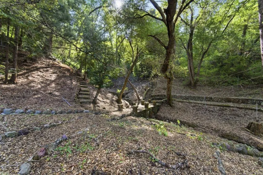 15400 Madrone Hill Road Saratoga, CA 95070