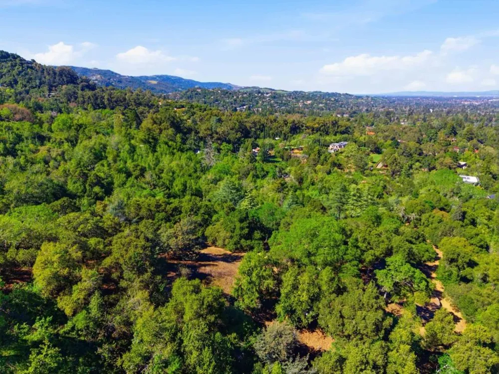 15400 Madrone Hill Road Saratoga, CA 95070