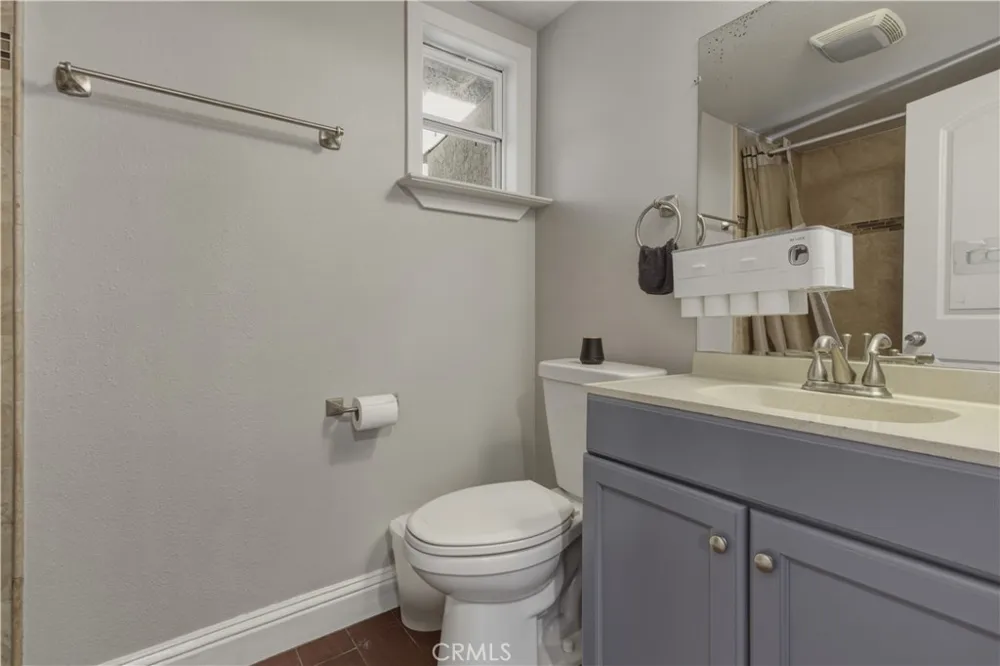2330 Meadowbrook Merced, CA 95348