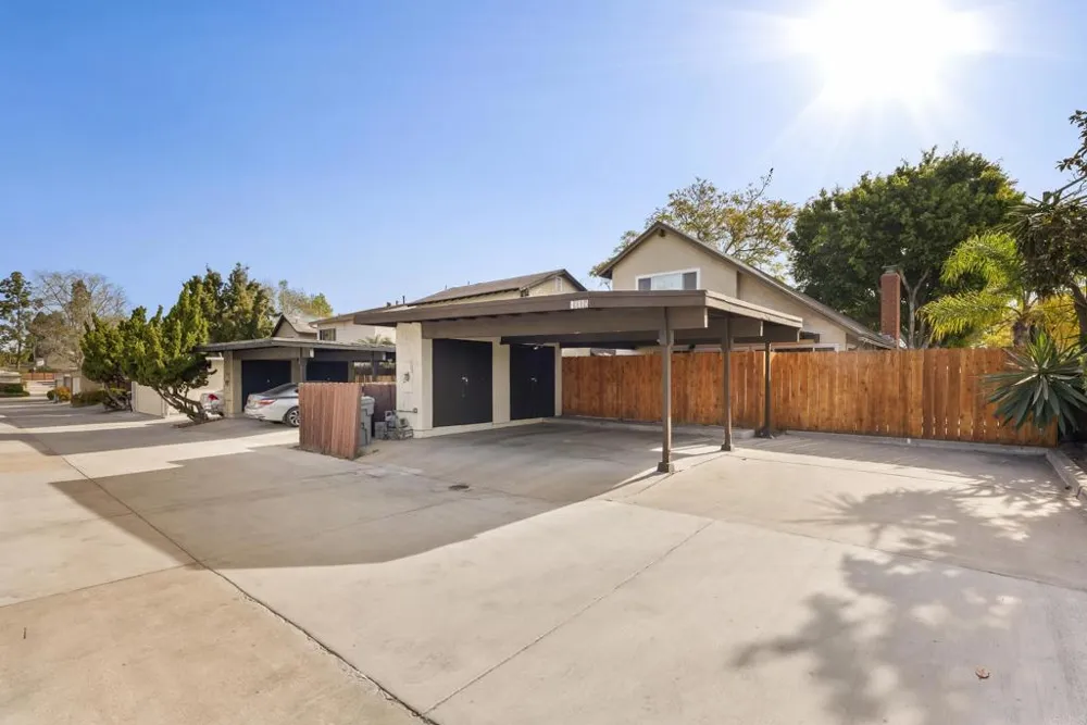 10665 Escobar Drive San Diego, CA 92124