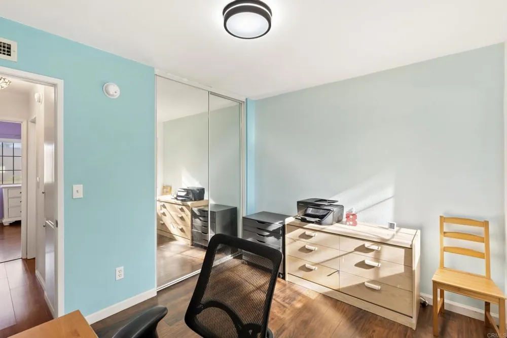 10665 Escobar Drive San Diego, CA 92124