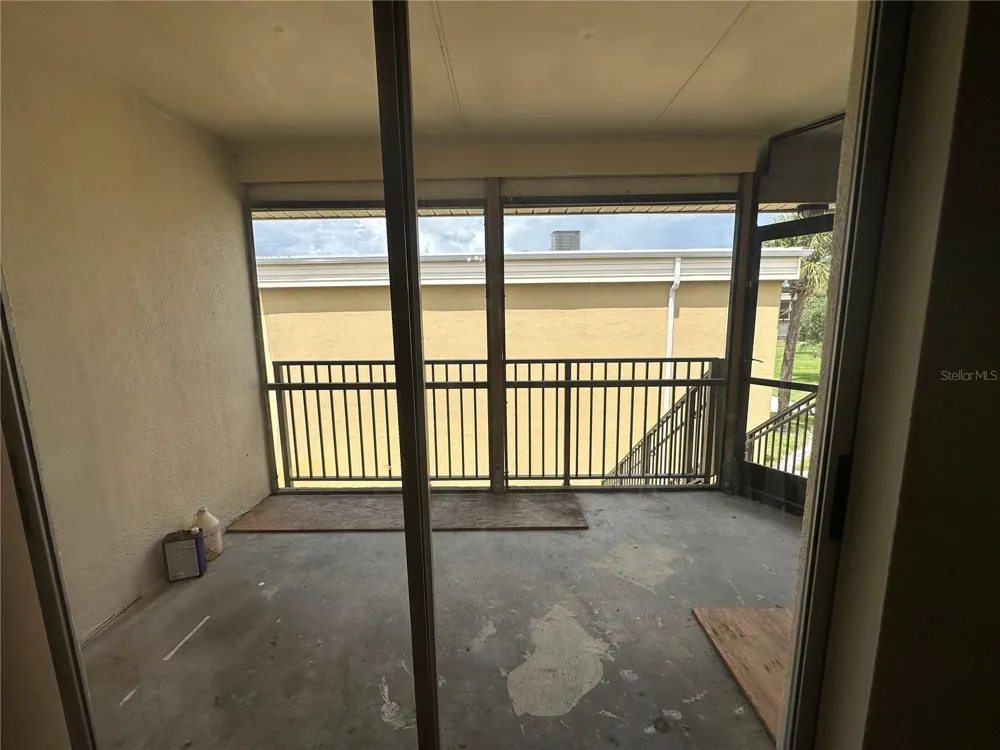 1000 LAKE OF THE WOODS BOULEVARD #201E Casselberry, FL 32730