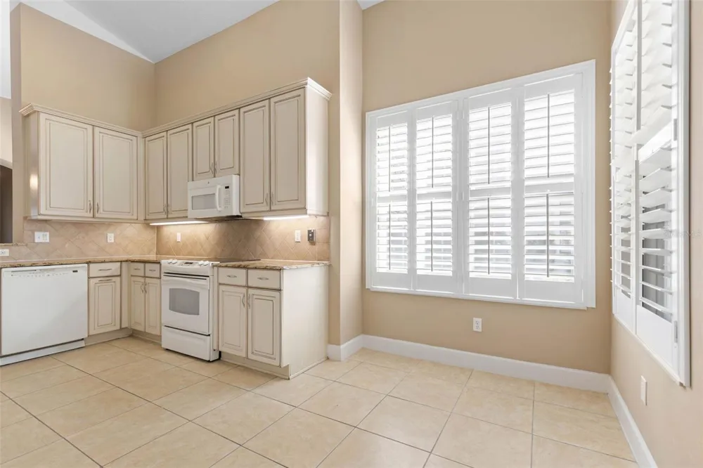 10 RIVER POINT DRIVE Palm Coast, FL 32137
