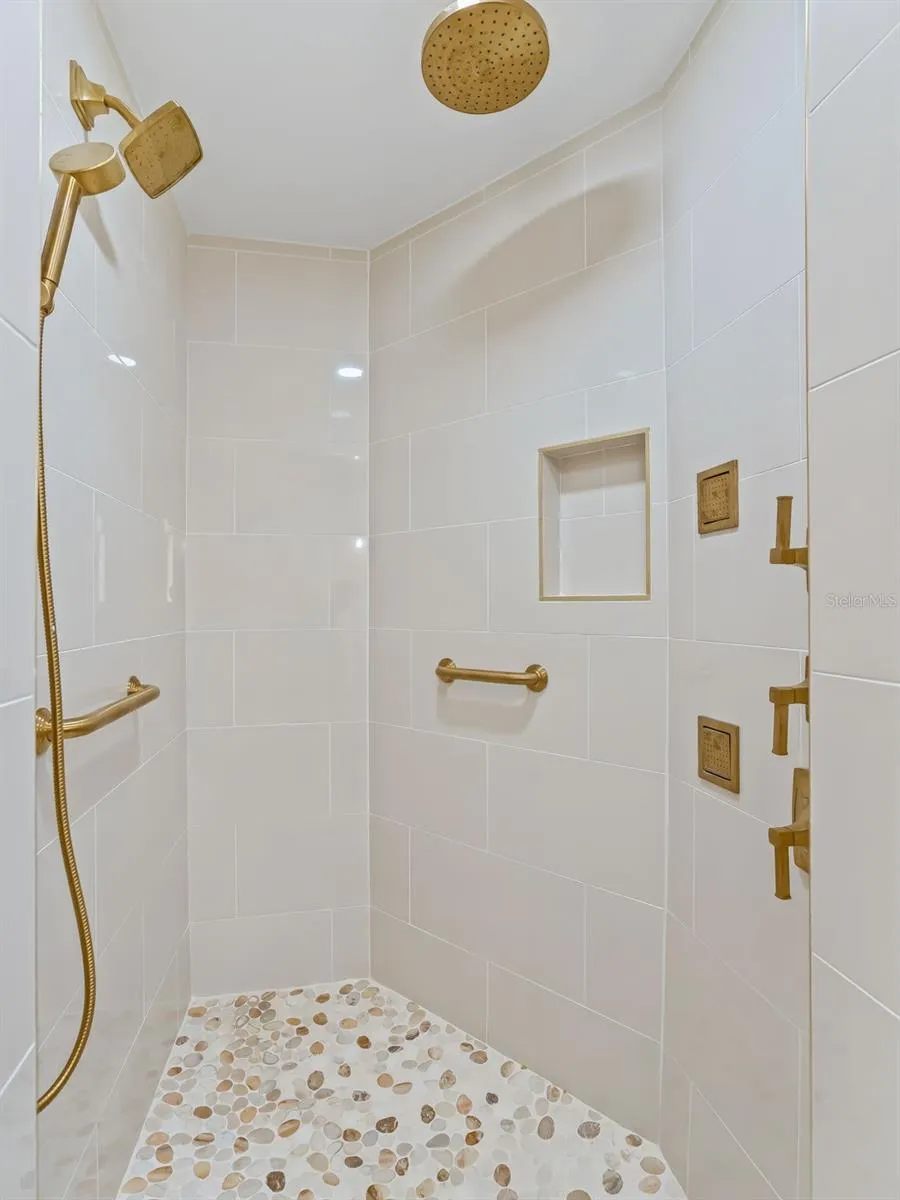 6350 NE 86TH AVENUE Bronson, FL 32621
