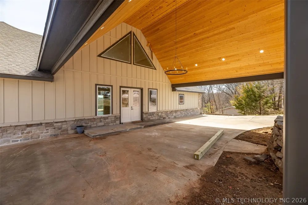 145 Private Road 66 Eucha, OK 74342