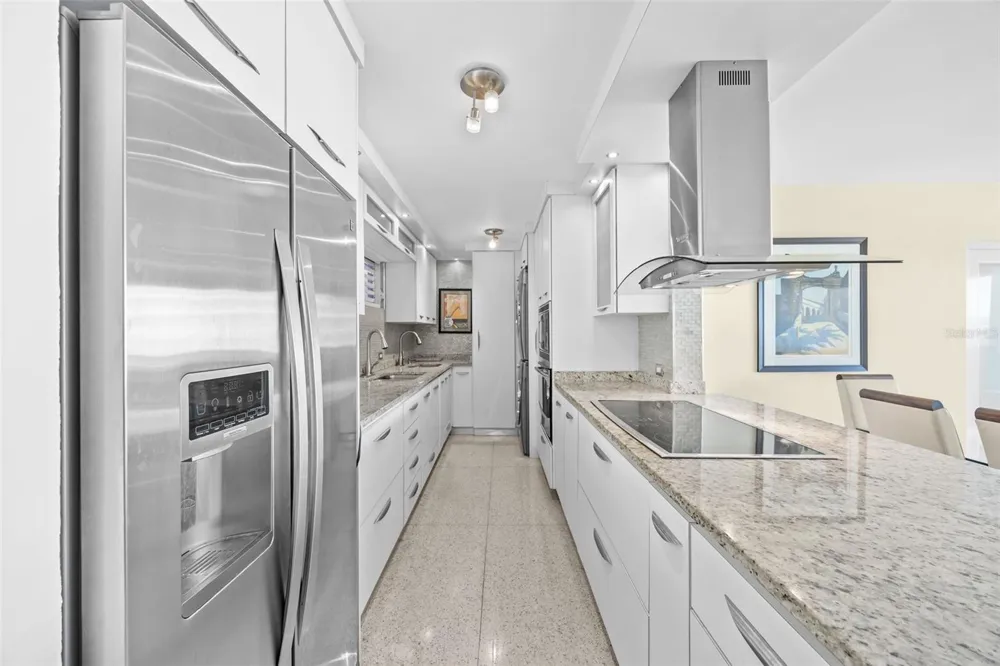 4429 AVE. ISLA VERDE #1103 Carolina, PR 00979