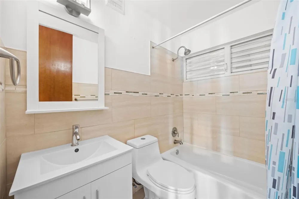 4429 AVE. ISLA VERDE #1103 Carolina, PR 00979