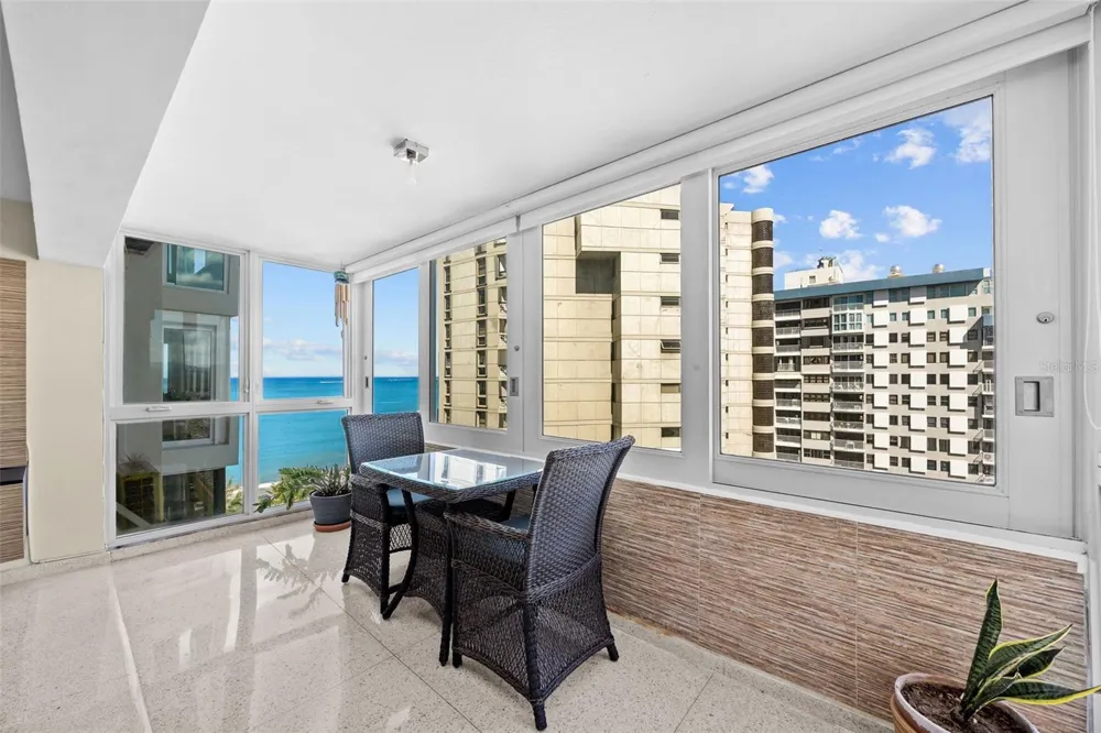 4429 AVE. ISLA VERDE #1103 Carolina, PR 00979
