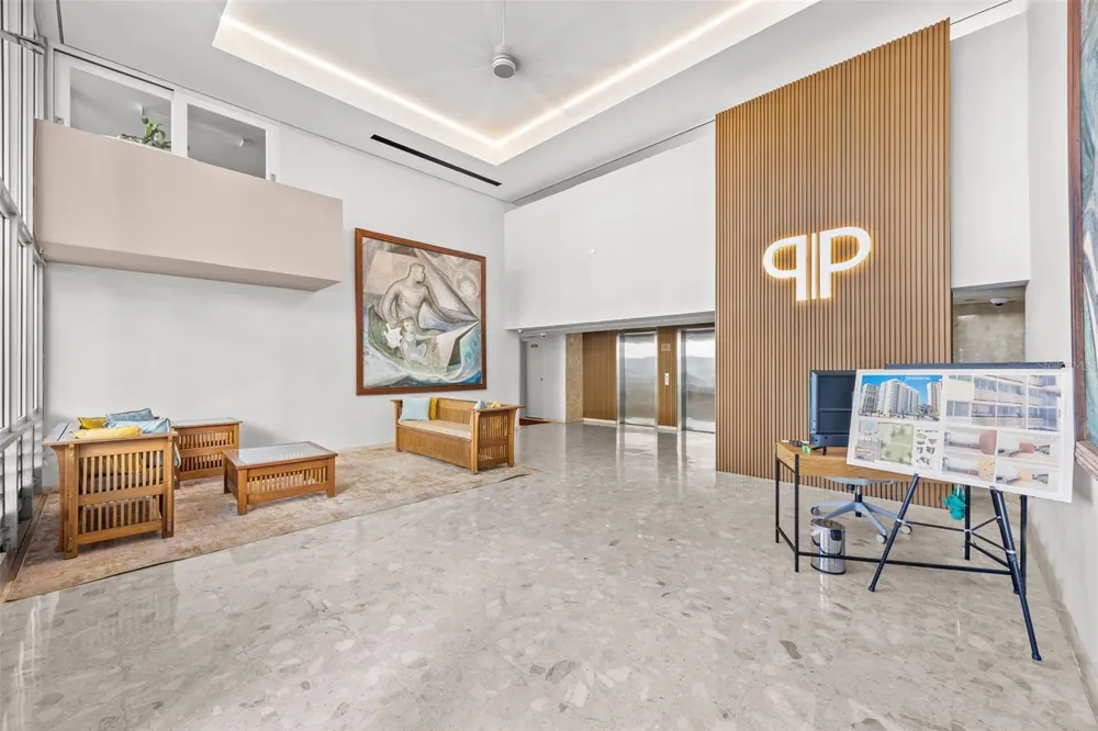 4429 AVE. ISLA VERDE #1103 Carolina, PR 00979