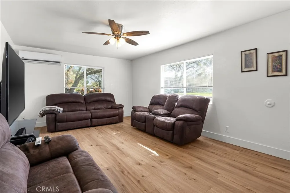 40 Sandy Way Red Bluff, CA 96080