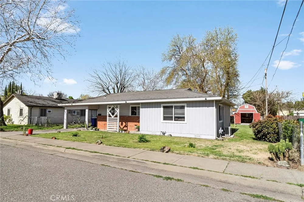 40 Sandy Way Red Bluff, CA 96080
