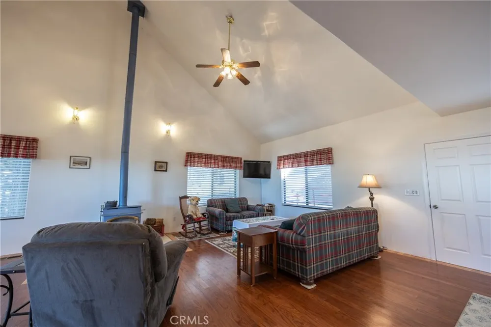7501 Yosemite Park Yosemite, CA 95389
