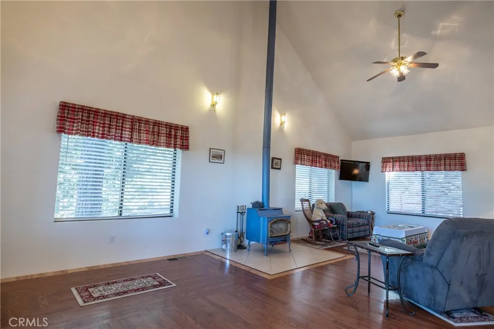 7501 Yosemite Park Yosemite, CA 95389