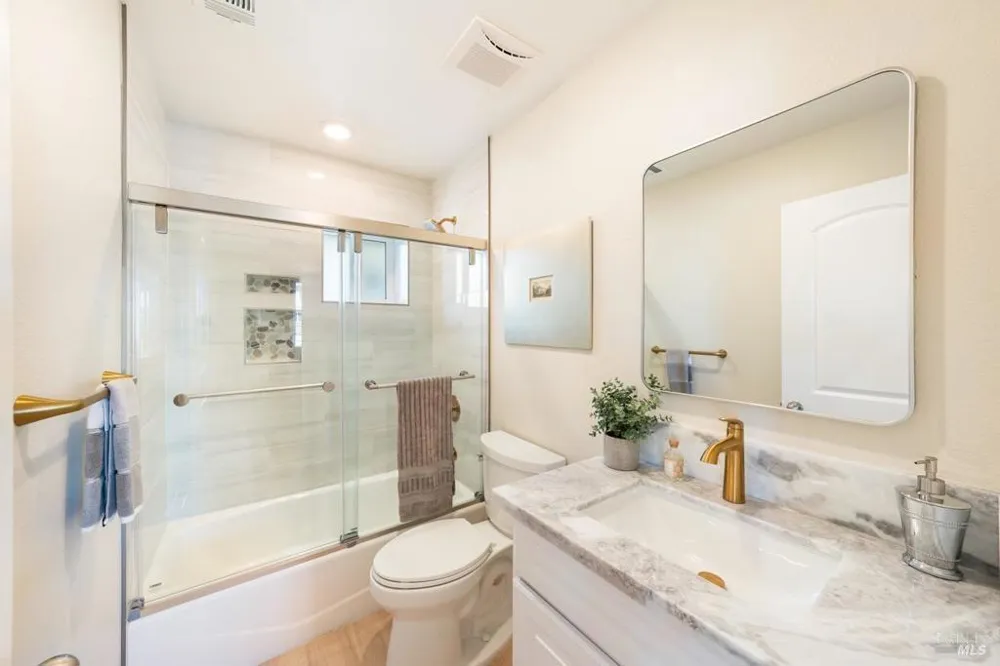 2188 Patton Avenue Napa, CA 94559