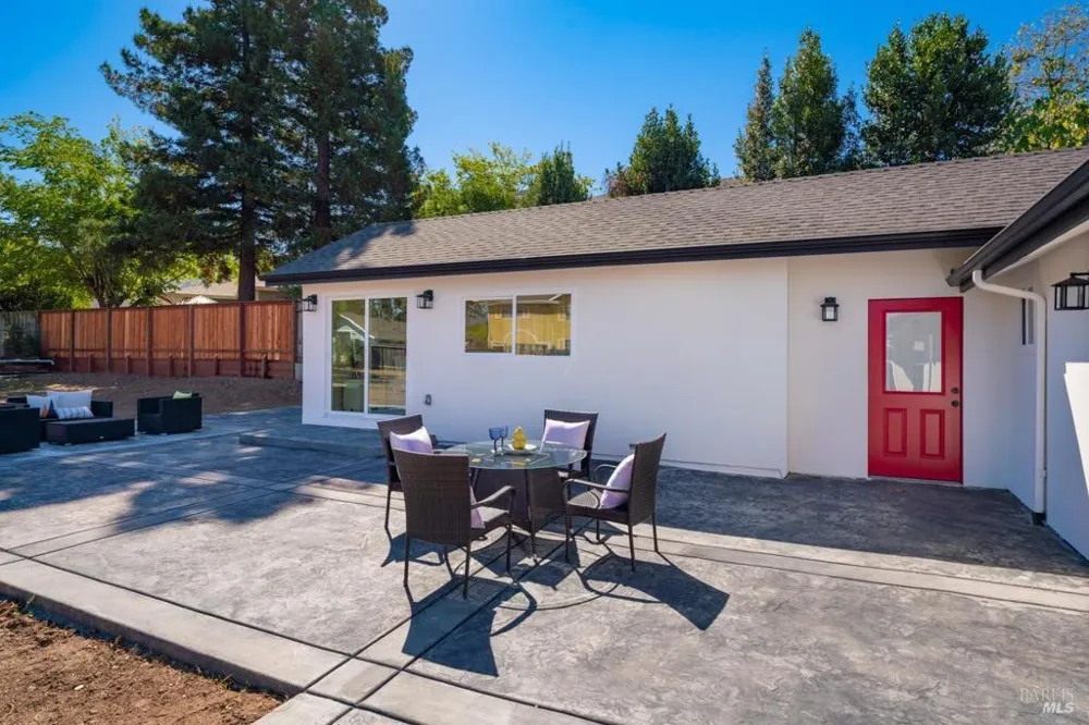 2188 Patton Avenue Napa, CA 94559