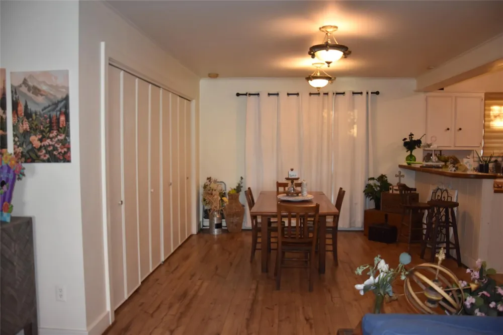 705 E Lamar Avenue Crockett, TX 75835