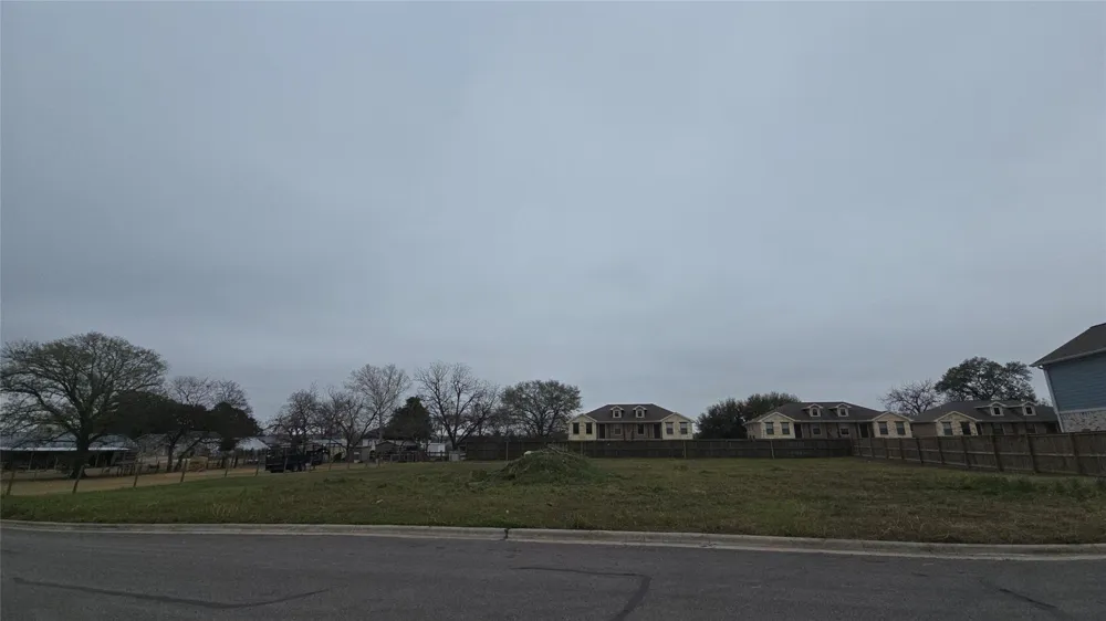 Clay Street Brenham, TX 77833