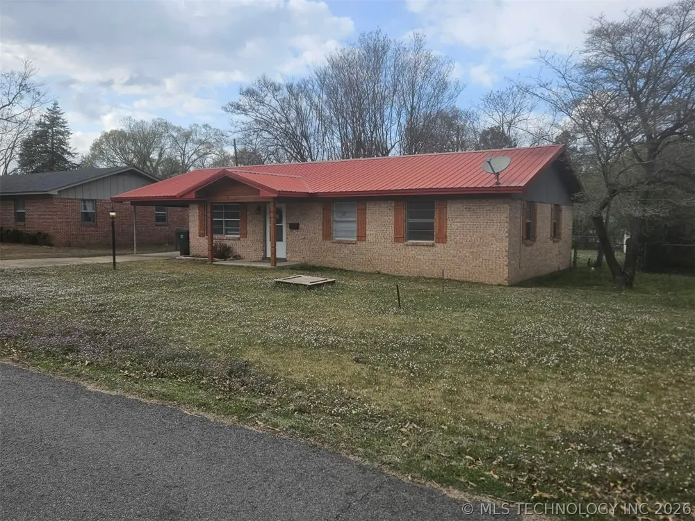 807 NE 5th Antlers, OK 74523
