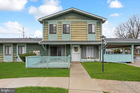 51 WILLOWWOOD COURT