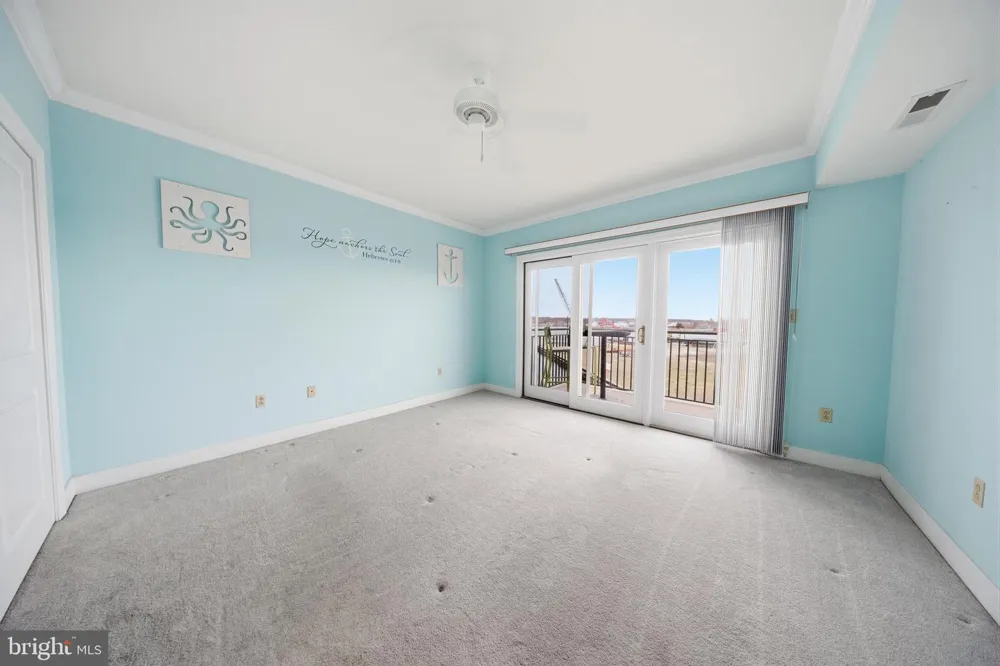 1 DOCK STREET #203 Crisfield, MD 21817