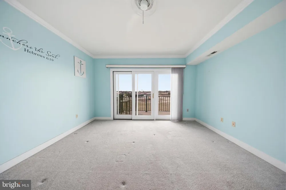 1 DOCK STREET #203 Crisfield, MD 21817