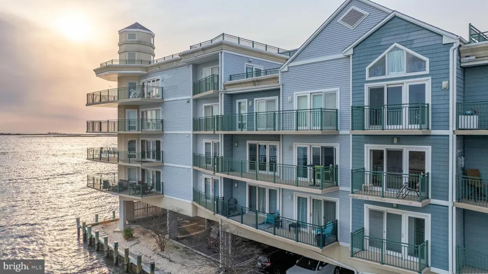 1 DOCK STREET #203 Crisfield, MD 21817