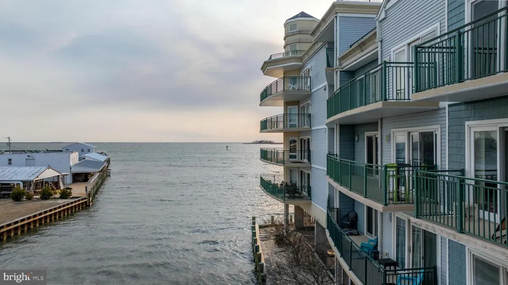 1 DOCK STREET #203 Crisfield, MD 21817